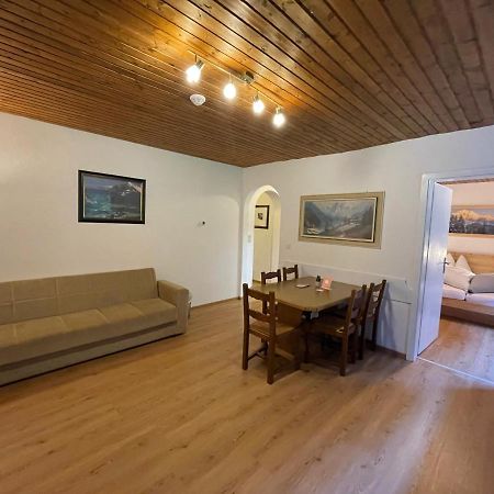 ロイタシュ Garni Baerenwirt Bed & Breakfast エクステリア 写真