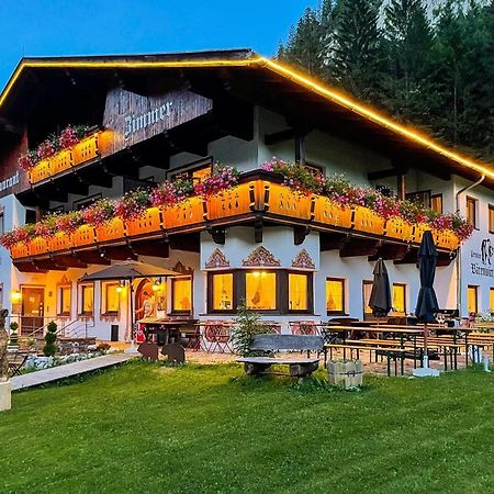 ロイタシュ Garni Baerenwirt Bed & Breakfast エクステリア 写真