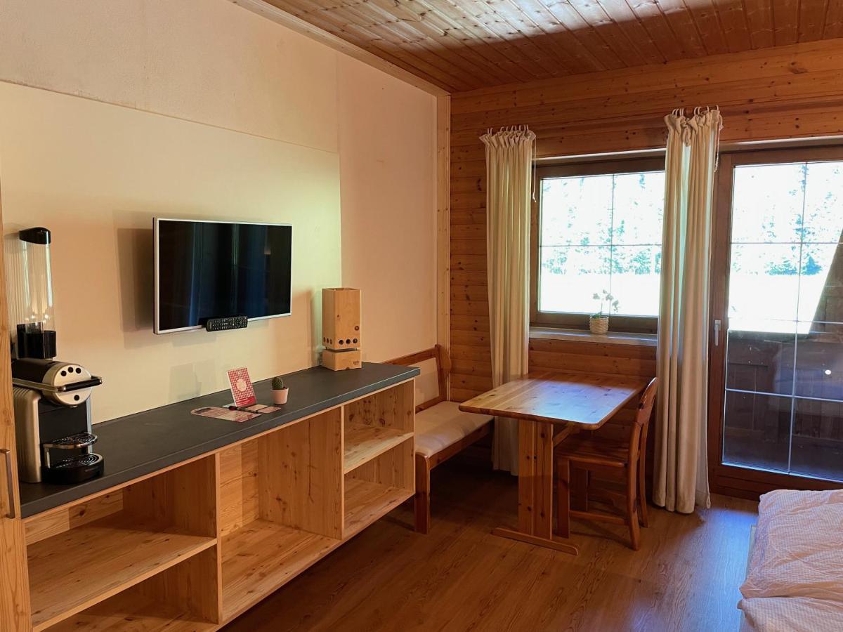 ロイタシュ Garni Baerenwirt Bed & Breakfast エクステリア 写真