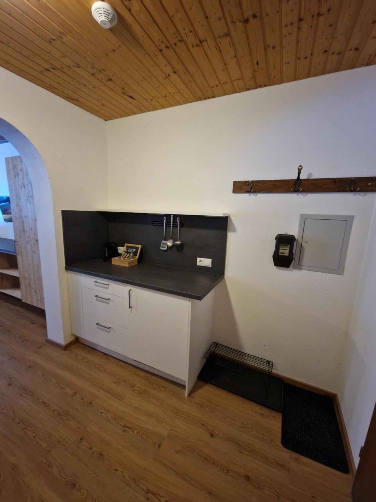 ロイタシュ Garni Baerenwirt Bed & Breakfast エクステリア 写真